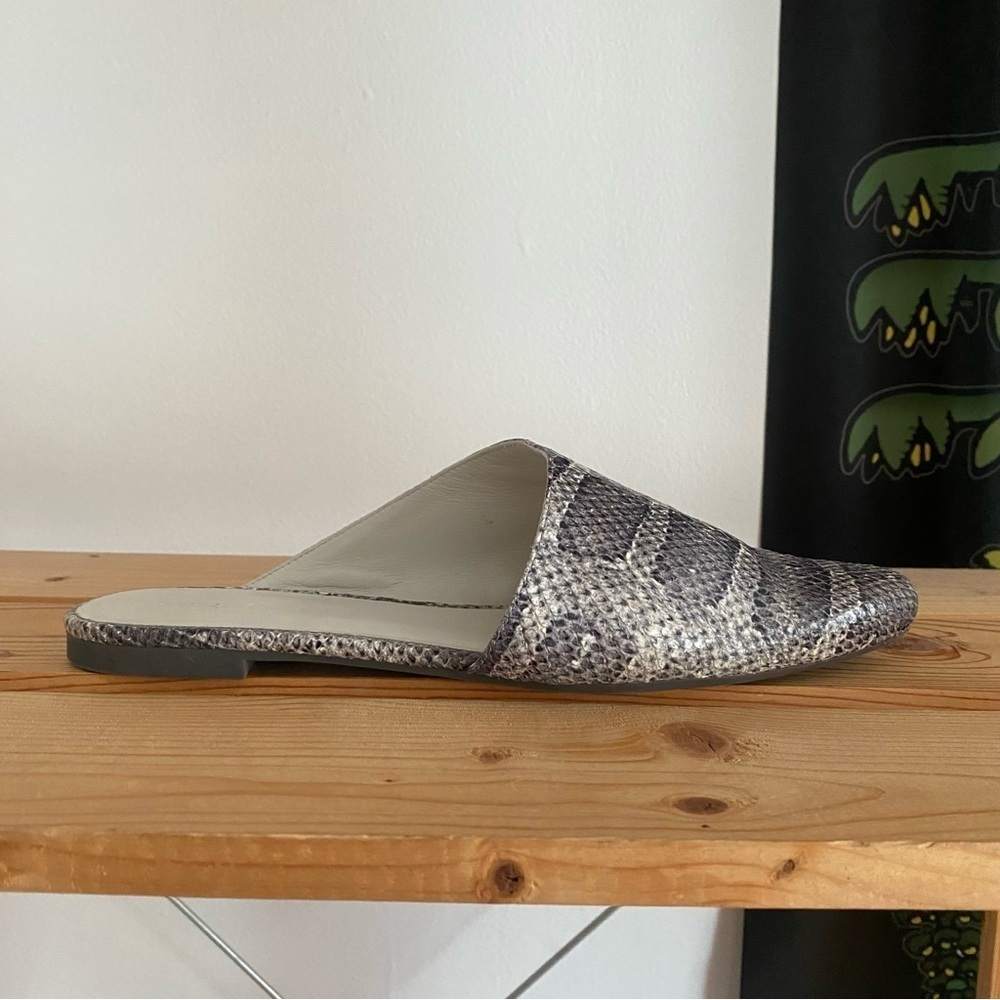 Vince Gray Snake-Embossed Leather Gena Asymmetrical Flat Mule Shoes 8 - Picture 5 of 15